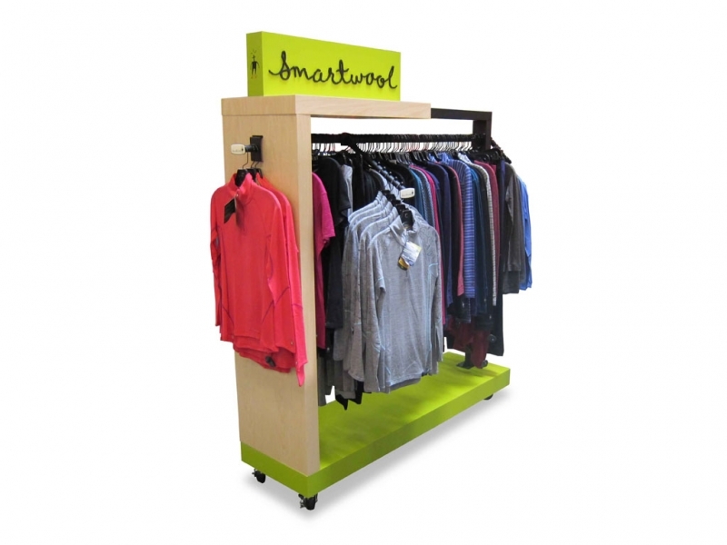 smartwool-retail-display-wardrobe